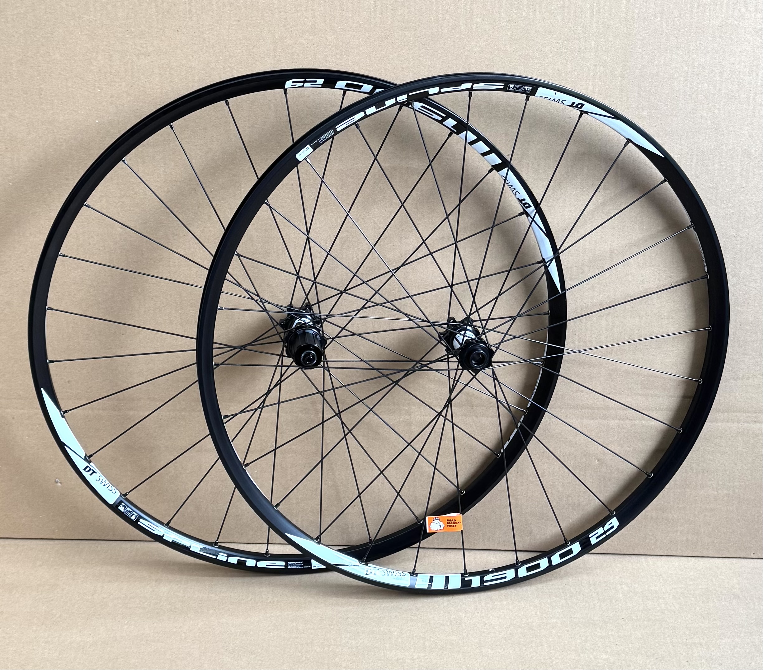 28/29" DT Swiss M1900 Spline Laufradsatz 28/29" DT Swiss M1900 Spline Laufradsatz